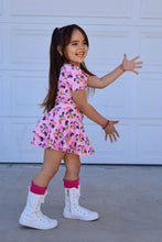 Load image into Gallery viewer, GIRLS- V LINE SKORT SET| GIRL POP (PREORDER)
