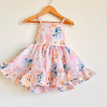 Load image into Gallery viewer, sister dogs
