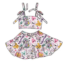 Load image into Gallery viewer, Spooky babe

