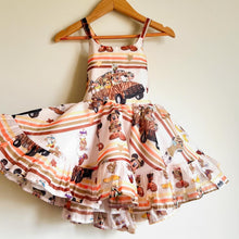 Load image into Gallery viewer, safari jeep
